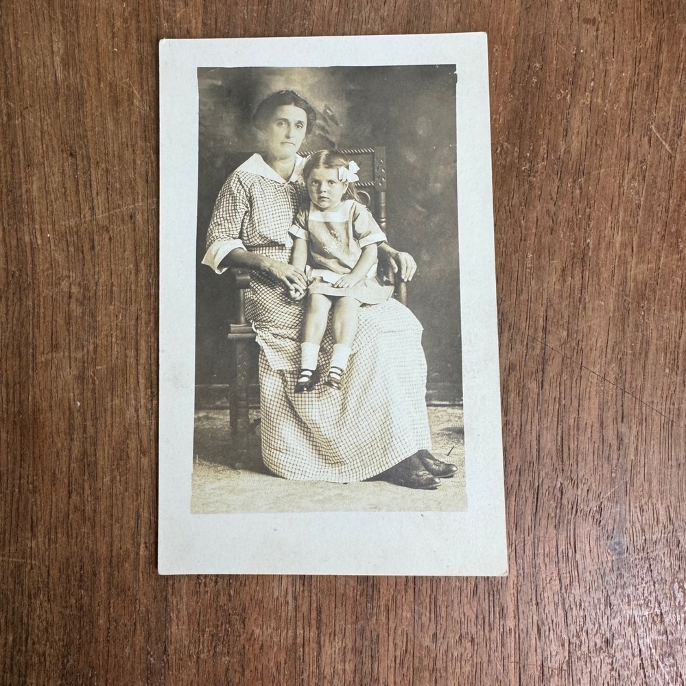 Antique Photograph Postcard Woman Posing Toddler Girl in lap‎ Sitting chair
